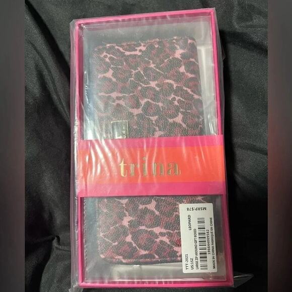 NEW Trina Turk Wallet Leopard - Picture 5 of 6